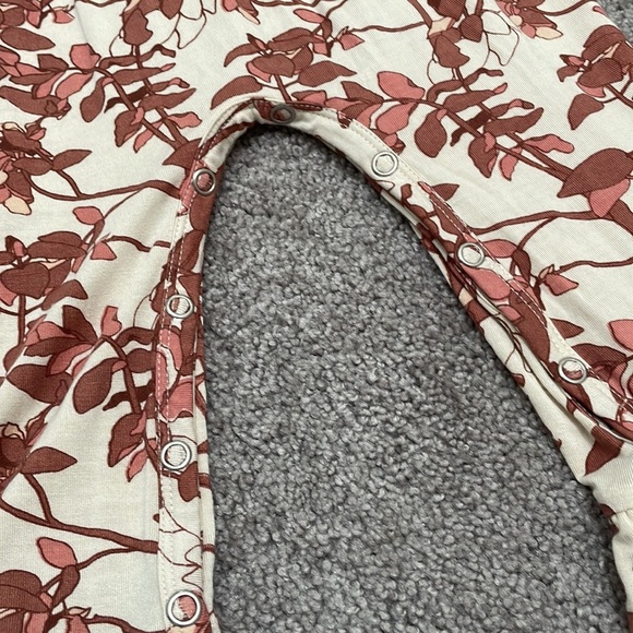 Kate Quinn Floral Ruffle Jumpsuit - Picture 5 of 9